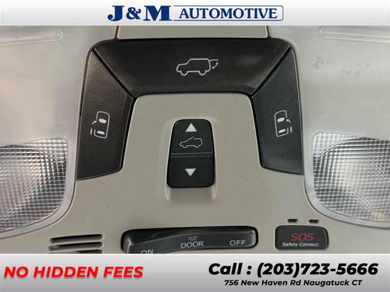 2018 Toyota Sienna XLE, available for sale in Naugatuck, Connecticut | J&M Automotive Sls&Svc LLC. Naugatuck, Connecticut 2018 Toyota Sienna XLE, available for sale in Naugatuck, Connecticut | J&M Automotive Sls&Svc LLC. Naugatuck, Connecticut