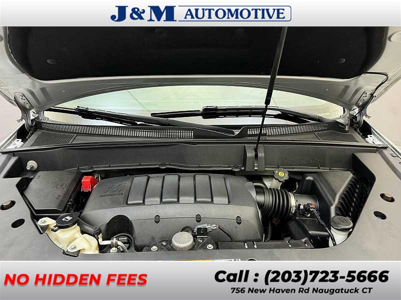 2017 Chevrolet Traverse LT, available for sale in Naugatuck, Connecticut | J&M Automotive Sls&Svc LLC. Naugatuck, Connecticut 2017 Chevrolet Traverse LT, available for sale in Naugatuck, Connecticut | J&M Automotive Sls&Svc LLC. Naugatuck, Connecticut