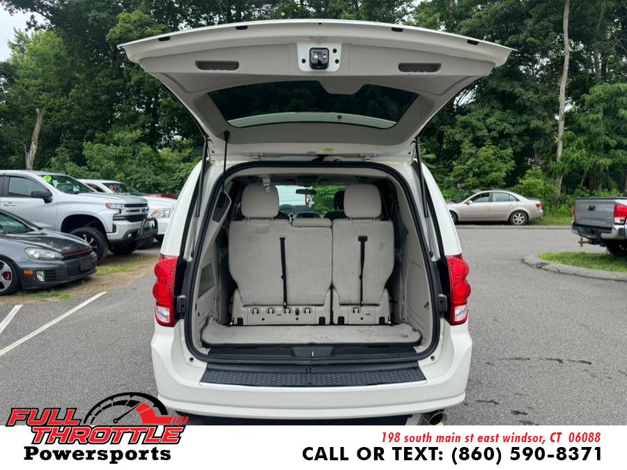 2012 Dodge Grand Caravan 4dr Wgn SXT, available for sale in East Windsor, Connecticut | Full Throttle Power Sports LLC. East Windsor, Connecticut 2012 Dodge Grand Caravan 4dr Wgn SXT, available for sale in East Windsor, Connecticut | Full Throttle Power Sports LLC. East Windsor, Connecticut