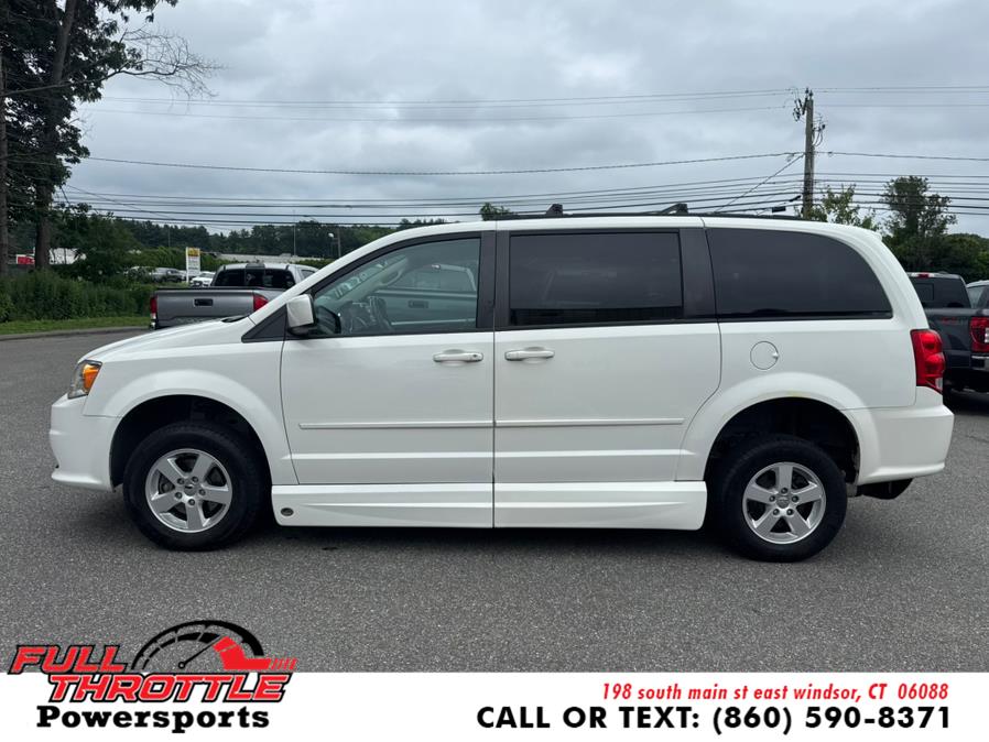 2012 Dodge Grand Caravan 4dr Wgn SXT, available for sale in East Windsor, Connecticut | Full Throttle Power Sports LLC. East Windsor, Connecticut 2012 Dodge Grand Caravan 4dr Wgn SXT, available for sale in East Windsor, Connecticut | Full Throttle Power Sports LLC. East Windsor, Connecticut