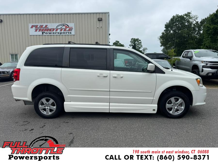 2012 Dodge Grand Caravan 4dr Wgn SXT, available for sale in East Windsor, Connecticut | Full Throttle Power Sports LLC. East Windsor, Connecticut 2012 Dodge Grand Caravan 4dr Wgn SXT, available for sale in East Windsor, Connecticut | Full Throttle Power Sports LLC. East Windsor, Connecticut