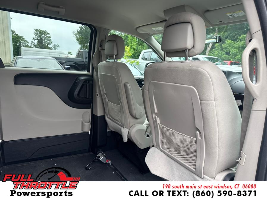 2012 Dodge Grand Caravan 4dr Wgn SXT, available for sale in East Windsor, Connecticut | Full Throttle Power Sports LLC. East Windsor, Connecticut 2012 Dodge Grand Caravan 4dr Wgn SXT, available for sale in East Windsor, Connecticut | Full Throttle Power Sports LLC. East Windsor, Connecticut