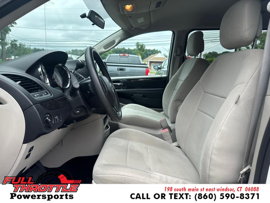 2012 Dodge Grand Caravan 4dr Wgn SXT, available for sale in East Windsor, Connecticut | Full Throttle Power Sports LLC. East Windsor, Connecticut 2012 Dodge Grand Caravan 4dr Wgn SXT, available for sale in East Windsor, Connecticut | Full Throttle Power Sports LLC. East Windsor, Connecticut
