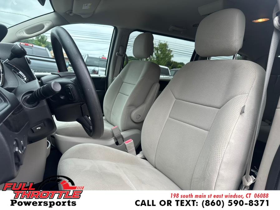 2012 Dodge Grand Caravan 4dr Wgn SXT, available for sale in East Windsor, Connecticut | Full Throttle Power Sports LLC. East Windsor, Connecticut 2012 Dodge Grand Caravan 4dr Wgn SXT, available for sale in East Windsor, Connecticut | Full Throttle Power Sports LLC. East Windsor, Connecticut