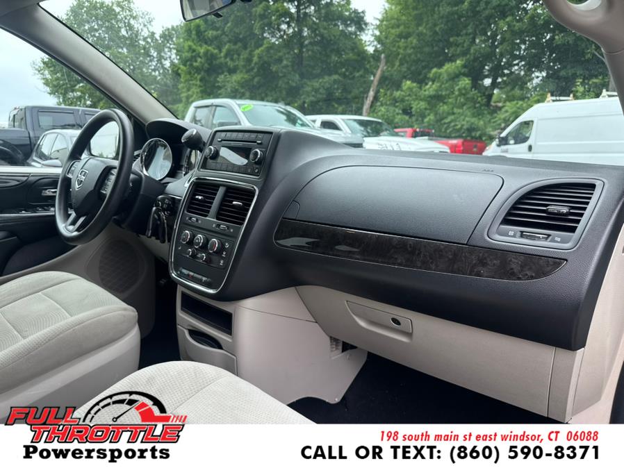 2012 Dodge Grand Caravan 4dr Wgn SXT, available for sale in East Windsor, Connecticut | Full Throttle Power Sports LLC. East Windsor, Connecticut 2012 Dodge Grand Caravan 4dr Wgn SXT, available for sale in East Windsor, Connecticut | Full Throttle Power Sports LLC. East Windsor, Connecticut
