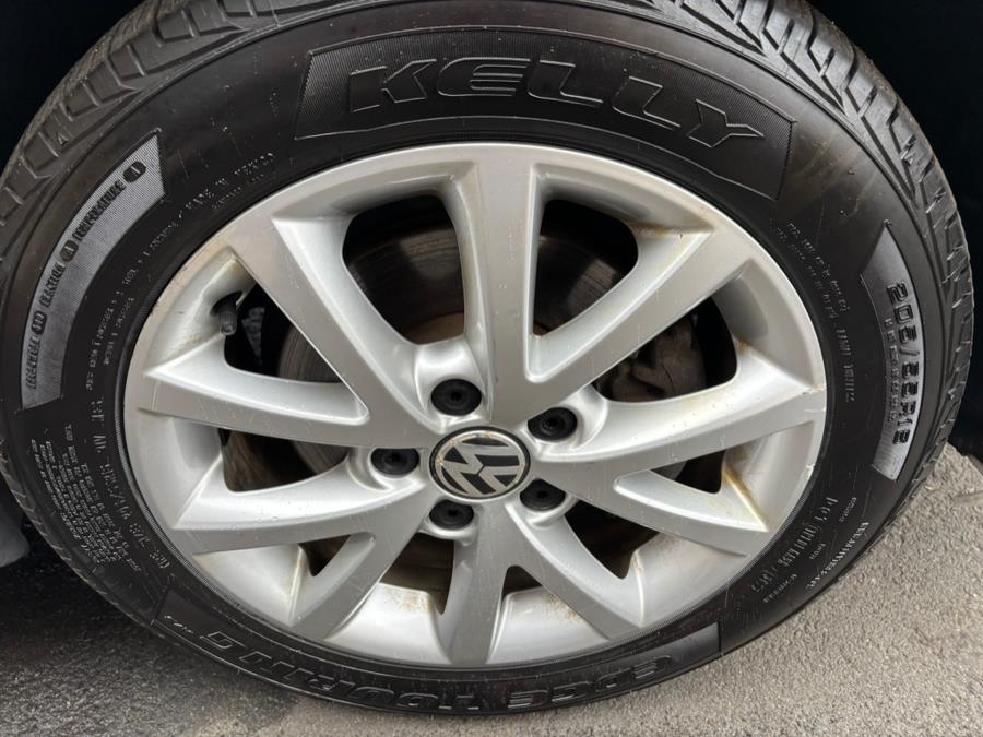 2013 Volkswagen Jetta Sedan 4dr Auto SE PZEV, available for sale in New haven, Connecticut | Wilson Maturo Motors. New haven, Connecticut 2013 Volkswagen Jetta Sedan 4dr Auto SE PZEV, available for sale in New haven, Connecticut | Wilson Maturo Motors. New haven, Connecticut