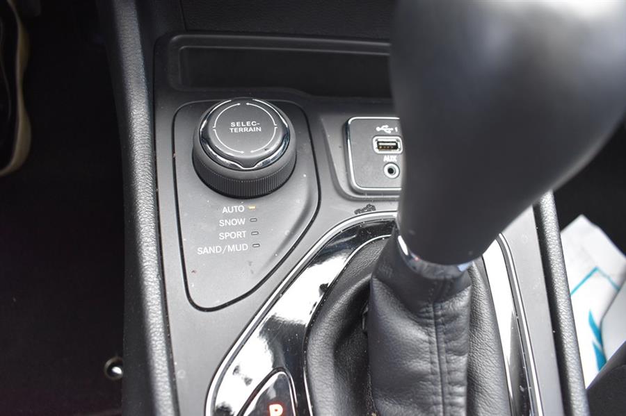 2022 Jeep Cherokee LIMITED, available for sale in Patchogue, New York | 112 Auto Plaza. Patchogue, New York 2022 Jeep Cherokee LIMITED, available for sale in Patchogue, New York | 112 Auto Plaza. Patchogue, New York