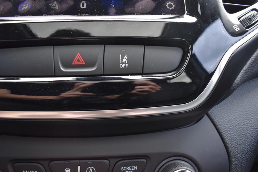 2022 Jeep Cherokee LIMITED, available for sale in Patchogue, New York | 112 Auto Plaza. Patchogue, New York 2022 Jeep Cherokee LIMITED, available for sale in Patchogue, New York | 112 Auto Plaza. Patchogue, New York