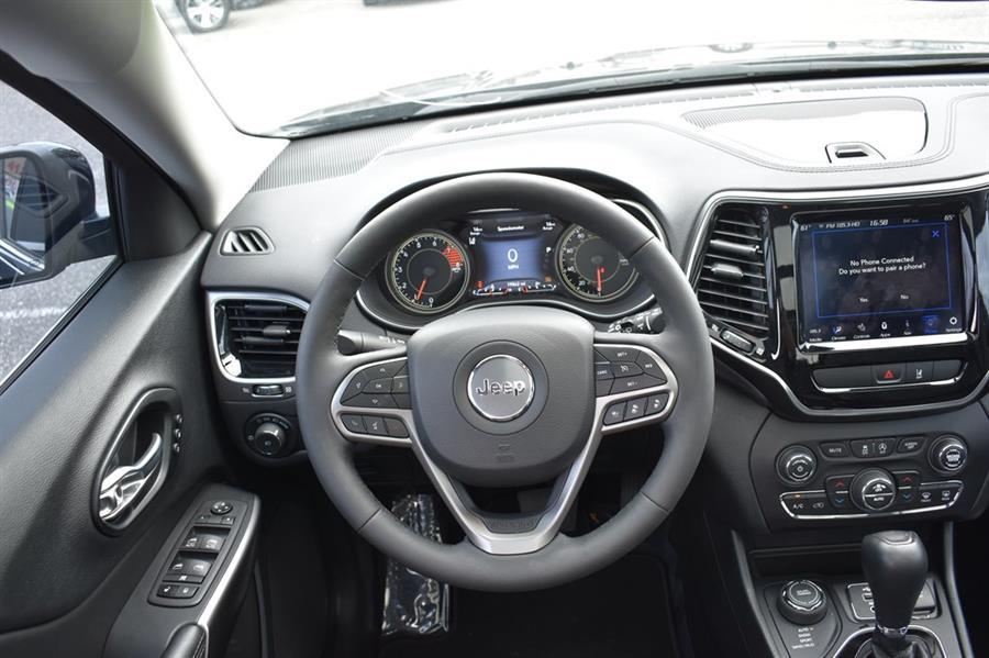 2022 Jeep Cherokee LIMITED, available for sale in Patchogue, New York | 112 Auto Plaza. Patchogue, New York 2022 Jeep Cherokee LIMITED, available for sale in Patchogue, New York | 112 Auto Plaza. Patchogue, New York