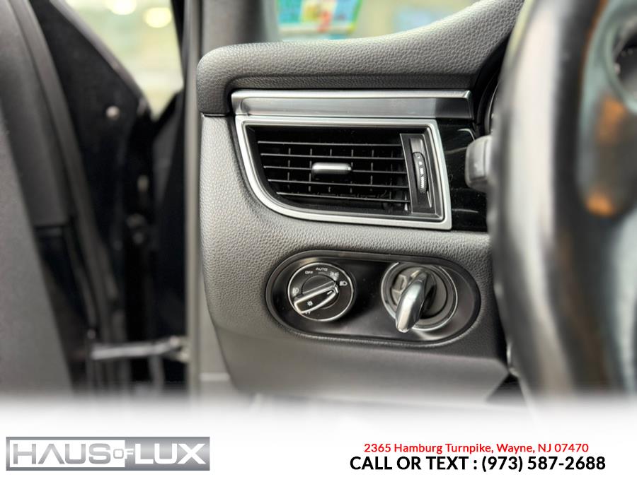 2015 Porsche Macan AWD 4dr S, available for sale in Wayne, New Jersey | Haus of Lux. Wayne, New Jersey 2015 Porsche Macan AWD 4dr S, available for sale in Wayne, New Jersey | Haus of Lux. Wayne, New Jersey