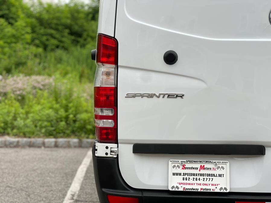 2018 Mercedes-Benz Sprinter Thermo King V520 RT MAX 3500XD High Roof V6 170" Extended RWD, available for sale in Paterson, New Jersey | Speedway Commercial Motors LLC. Paterson, New Jersey 2018 Mercedes-Benz Sprinter Thermo King V520 RT MAX 3500XD High Roof V6 170" Extended RWD, available for sale in Paterson, New Jersey | Speedway Commercial Motors LLC. Paterson, New Jersey