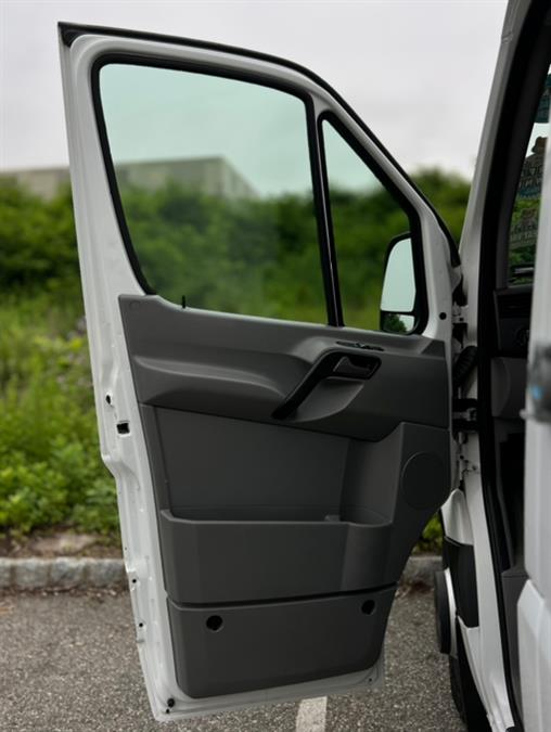 2018 Mercedes-Benz Sprinter Thermo King V520 RT MAX 3500XD High Roof V6 170" Extended RWD, available for sale in Paterson, New Jersey | Speedway Commercial Motors LLC. Paterson, New Jersey 2018 Mercedes-Benz Sprinter Thermo King V520 RT MAX 3500XD High Roof V6 170" Extended RWD, available for sale in Paterson, New Jersey | Speedway Commercial Motors LLC. Paterson, New Jersey