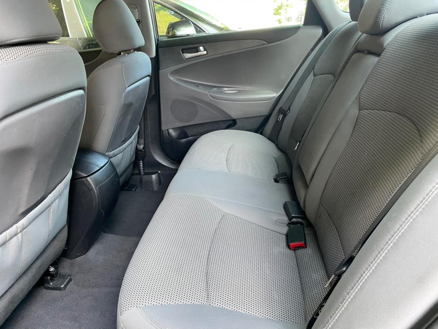 2012 Hyundai Sonata 4dr Sdn 2.4L Auto GLS, available for sale in Tustin, California | Carox LLC. Tustin, California 2012 Hyundai Sonata 4dr Sdn 2.4L Auto GLS, available for sale in Tustin, California | Carox LLC. Tustin, California