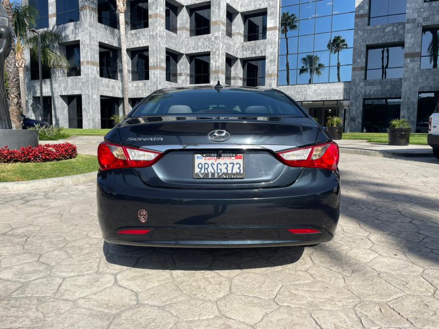 2012 Hyundai Sonata 4dr Sdn 2.4L Auto GLS, available for sale in Tustin, California | Carox LLC. Tustin, California 2012 Hyundai Sonata 4dr Sdn 2.4L Auto GLS, available for sale in Tustin, California | Carox LLC. Tustin, California