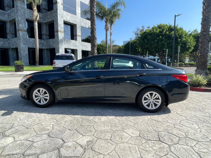2012 Hyundai Sonata 4dr Sdn 2.4L Auto GLS, available for sale in Tustin, California | Carox LLC. Tustin, California 2012 Hyundai Sonata 4dr Sdn 2.4L Auto GLS, available for sale in Tustin, California | Carox LLC. Tustin, California