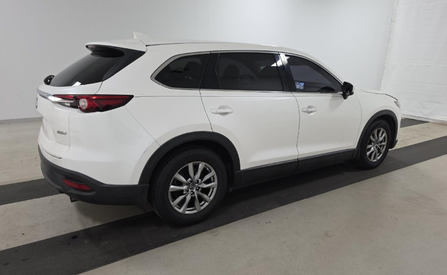 Used 2019 Mazda CX-9 in Woodside, New York | Drive Central. Woodside, New York