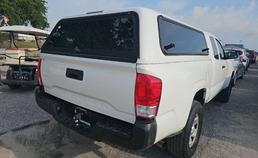2017 Toyota Tacoma SR Access Cab 6'' Bed I4 4x2 AT (Natl), available for sale in Fort Myers, Florida | Carlux Fort Myers. Fort Myers, Florida 2017 Toyota Tacoma SR Access Cab 6'' Bed I4 4x2 AT (Natl), available for sale in Fort Myers, Florida | Carlux Fort Myers. Fort Myers, Florida