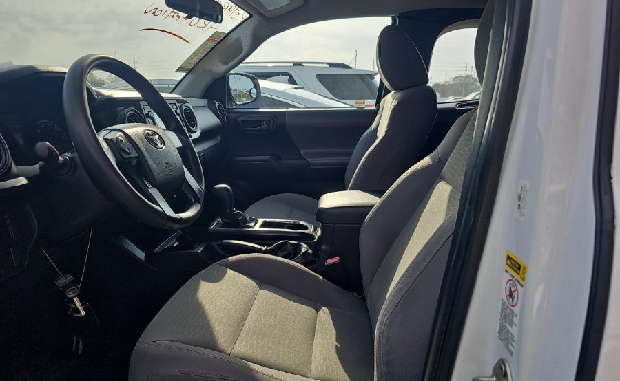2017 Toyota Tacoma SR Access Cab 6'' Bed I4 4x2 AT (Natl), available for sale in Fort Myers, Florida | Carlux Fort Myers. Fort Myers, Florida 2017 Toyota Tacoma SR Access Cab 6'' Bed I4 4x2 AT (Natl), available for sale in Fort Myers, Florida | Carlux Fort Myers. Fort Myers, Florida