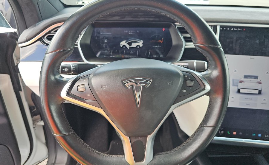 2017 Tesla Model X 75D AWD, available for sale in Woodside, New York | Drive Central. Woodside, New York 2017 Tesla Model X 75D AWD, available for sale in Woodside, New York | Drive Central. Woodside, New York
