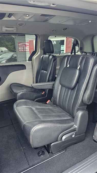 2014 Chrysler Town And Country Touring 4dr Mini Van, available for sale in Wolcott, New York | Auto Hunter CNY. Wolcott, New York 2014 Chrysler Town And Country Touring 4dr Mini Van, available for sale in Wolcott, New York | Auto Hunter CNY. Wolcott, New York
