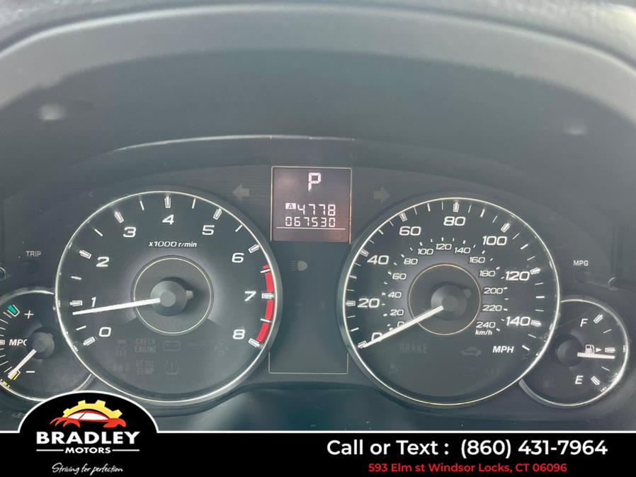 2011 Subaru Outback 2.5i Premium, available for sale in Windsor Locks, Connecticut | Bradley Motors Inc. Windsor Locks, Connecticut 2011 Subaru Outback 2.5i Premium, available for sale in Windsor Locks, Connecticut | Bradley Motors Inc. Windsor Locks, Connecticut