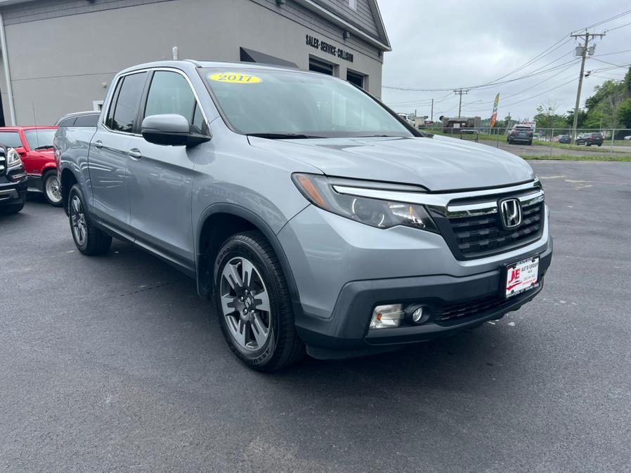 2017 Honda Ridgeline RTL 4x4 Crew Cab 5.3'' Bed, available for sale in Branford, Connecticut | J&E Auto Sales LLC. Branford, Connecticut 2017 Honda Ridgeline RTL 4x4 Crew Cab 5.3'' Bed, available for sale in Branford, Connecticut | J&E Auto Sales LLC. Branford, Connecticut