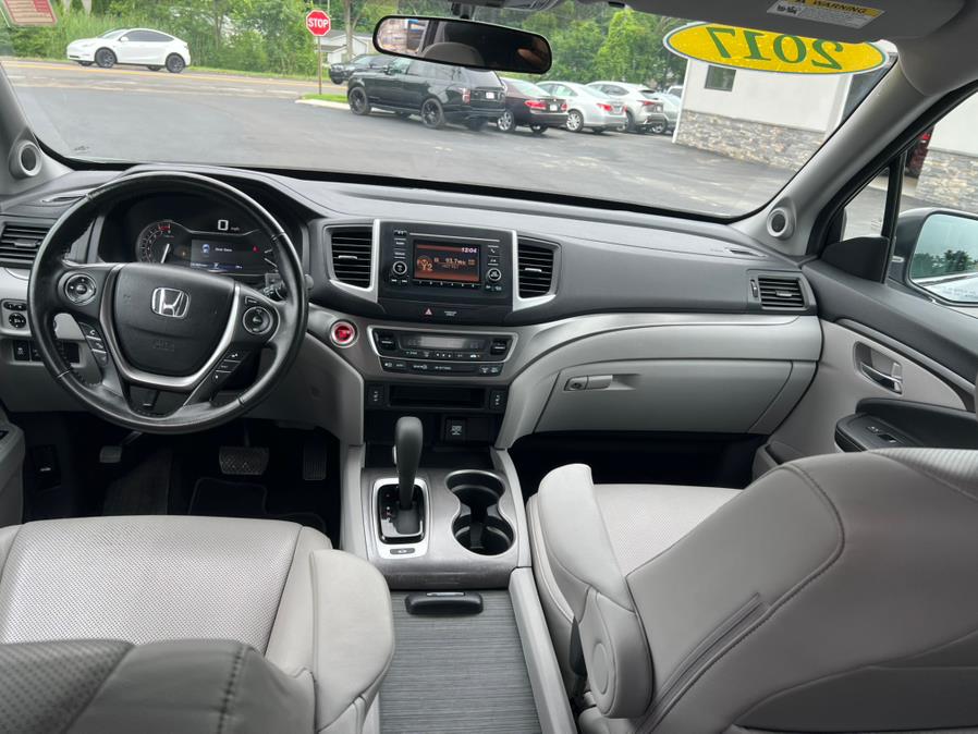 2017 Honda Ridgeline RTL 4x4 Crew Cab 5.3'' Bed, available for sale in Branford, Connecticut | J&E Auto Sales LLC. Branford, Connecticut 2017 Honda Ridgeline RTL 4x4 Crew Cab 5.3'' Bed, available for sale in Branford, Connecticut | J&E Auto Sales LLC. Branford, Connecticut