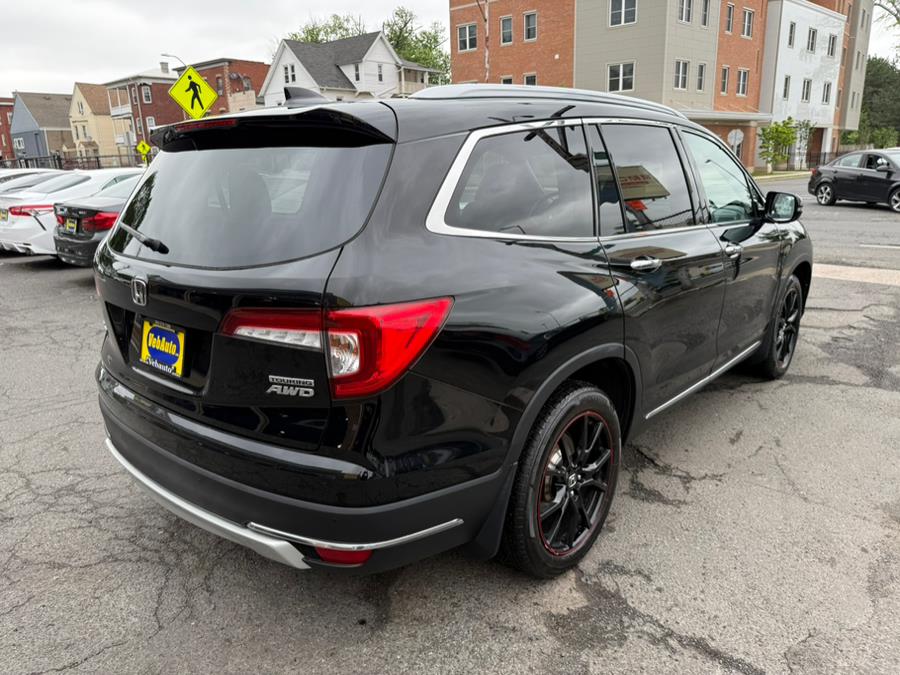 2019 Honda Pilot Touring 8-Passenger AWD/ DVD, available for sale in Hartford, Connecticut | VEB Auto Sales. Hartford, Connecticut 2019 Honda Pilot Touring 8-Passenger AWD/ DVD, available for sale in Hartford, Connecticut | VEB Auto Sales. Hartford, Connecticut
