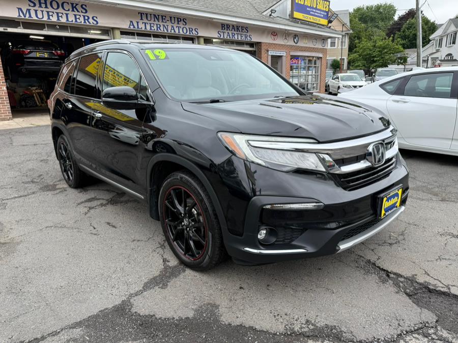 2019 Honda Pilot Touring 8-Passenger AWD/ DVD, available for sale in Hartford, Connecticut | VEB Auto Sales. Hartford, Connecticut 2019 Honda Pilot Touring 8-Passenger AWD/ DVD, available for sale in Hartford, Connecticut | VEB Auto Sales. Hartford, Connecticut