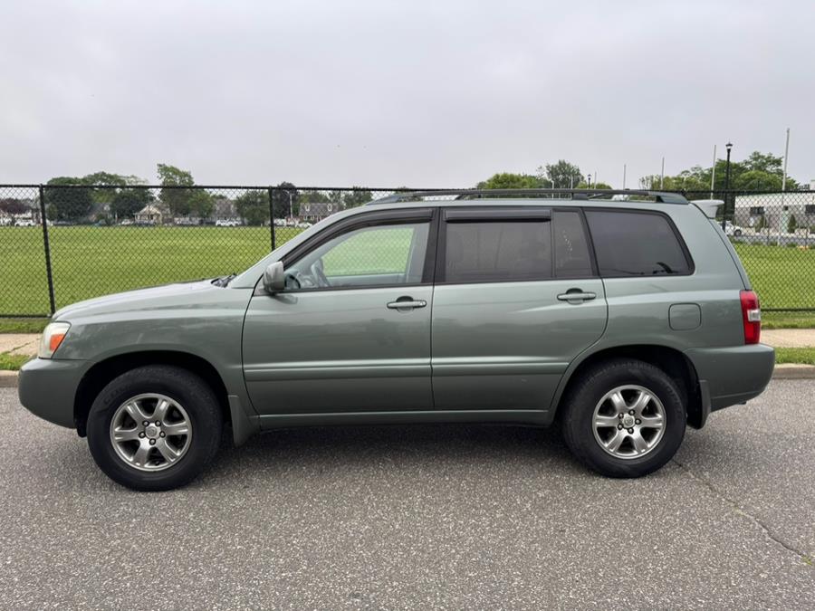 2007 Toyota Highlander 4WD 4dr V6 Limited w/3rd Row (Natl), available for sale in Copiague, New York | Great Buy Auto Sales. Copiague, New York 2007 Toyota Highlander 4WD 4dr V6 Limited w/3rd Row (Natl), available for sale in Copiague, New York | Great Buy Auto Sales. Copiague, New York