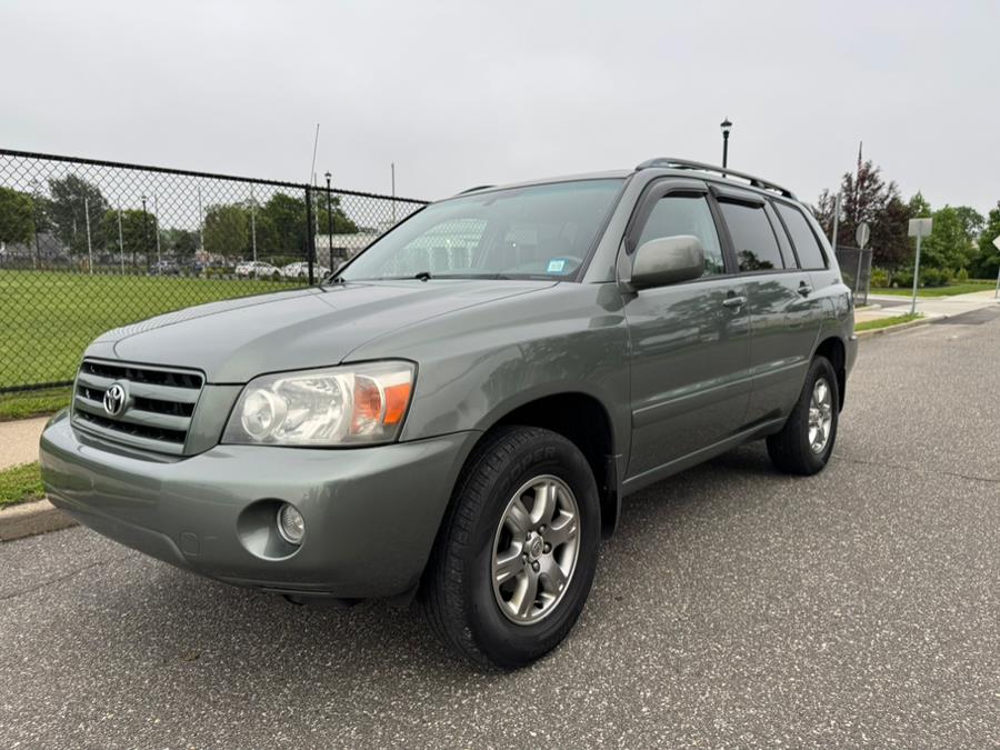 2007 Toyota Highlander 4WD 4dr V6 Limited w/3rd Row (Natl), available for sale in Copiague, New York | Great Buy Auto Sales. Copiague, New York 2007 Toyota Highlander 4WD 4dr V6 Limited w/3rd Row (Natl), available for sale in Copiague, New York | Great Buy Auto Sales. Copiague, New York