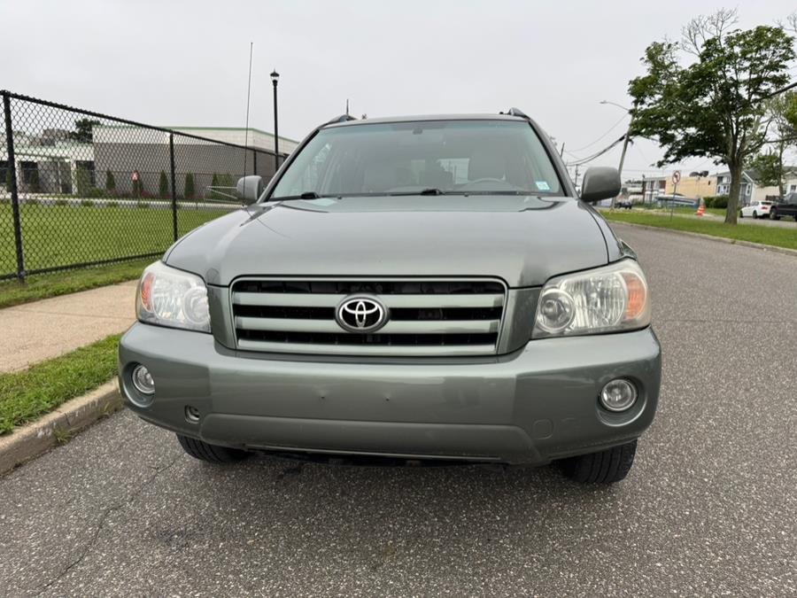 2007 Toyota Highlander 4WD 4dr V6 Limited w/3rd Row (Natl), available for sale in Copiague, New York | Great Buy Auto Sales. Copiague, New York 2007 Toyota Highlander 4WD 4dr V6 Limited w/3rd Row (Natl), available for sale in Copiague, New York | Great Buy Auto Sales. Copiague, New York