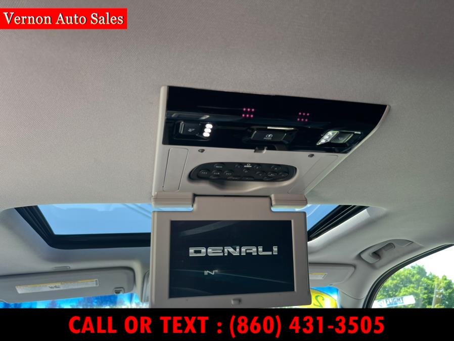 2017 GMC Yukon 4WD 4dr Denali, available for sale in Manchester, Connecticut | Vernon Auto Sale & Service. Manchester, Connecticut 2017 GMC Yukon 4WD 4dr Denali, available for sale in Manchester, Connecticut | Vernon Auto Sale & Service. Manchester, Connecticut