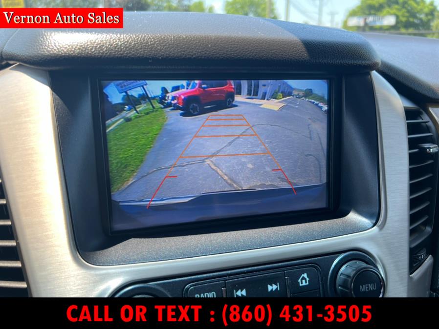 2017 GMC Yukon 4WD 4dr Denali, available for sale in Manchester, Connecticut | Vernon Auto Sale & Service. Manchester, Connecticut 2017 GMC Yukon 4WD 4dr Denali, available for sale in Manchester, Connecticut | Vernon Auto Sale & Service. Manchester, Connecticut