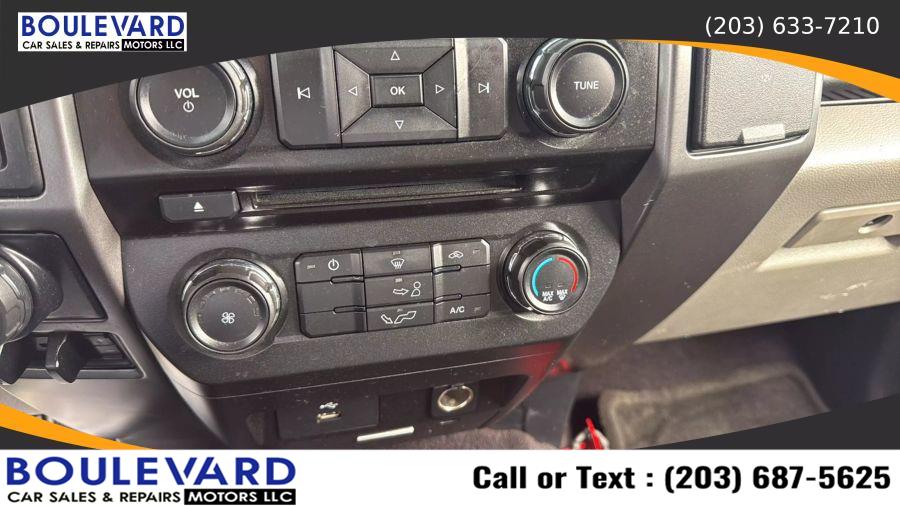 2016 Ford F150 Supercrew Cab XLT Pickup 4D 5 1/2 ft, available for sale in New Haven, Connecticut | Boulevard Motors LLC. New Haven, Connecticut 2016 Ford F150 Supercrew Cab XLT Pickup 4D 5 1/2 ft, available for sale in New Haven, Connecticut | Boulevard Motors LLC. New Haven, Connecticut