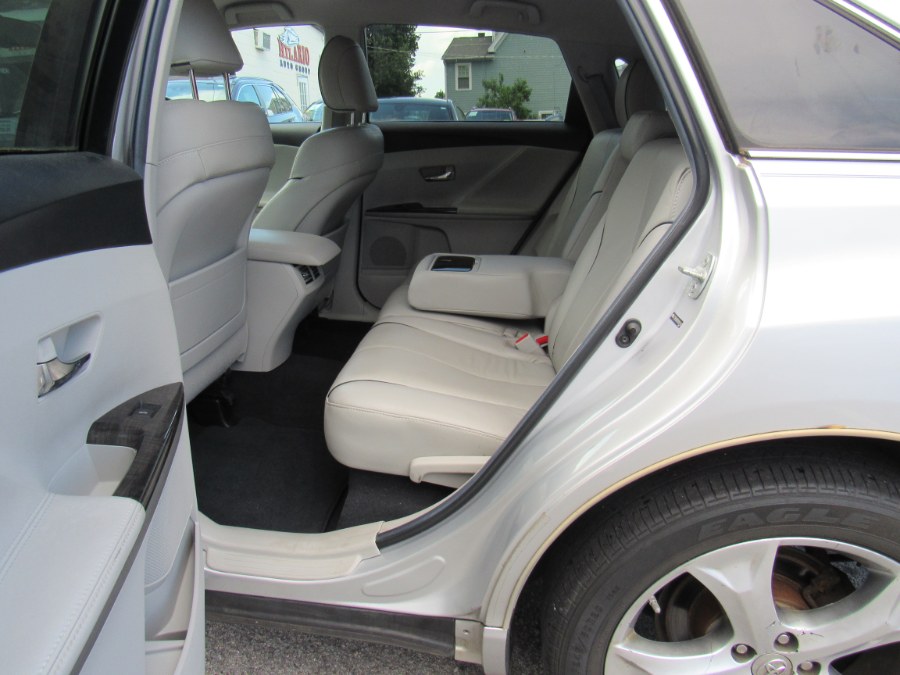 2013 Toyota Venza XLE, available for sale in Worcester, Massachusetts | Hilario's Auto Sales Inc.. Worcester, Massachusetts 2013 Toyota Venza XLE, available for sale in Worcester, Massachusetts | Hilario's Auto Sales Inc.. Worcester, Massachusetts