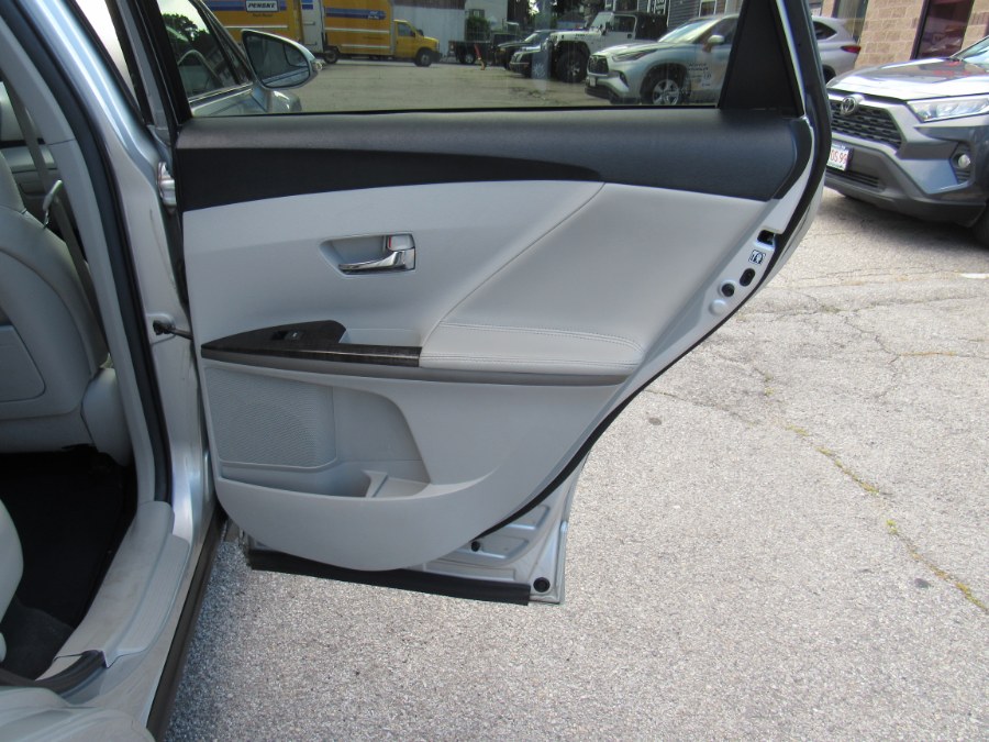 2013 Toyota Venza XLE, available for sale in Worcester, Massachusetts | Hilario's Auto Sales Inc.. Worcester, Massachusetts 2013 Toyota Venza XLE, available for sale in Worcester, Massachusetts | Hilario's Auto Sales Inc.. Worcester, Massachusetts