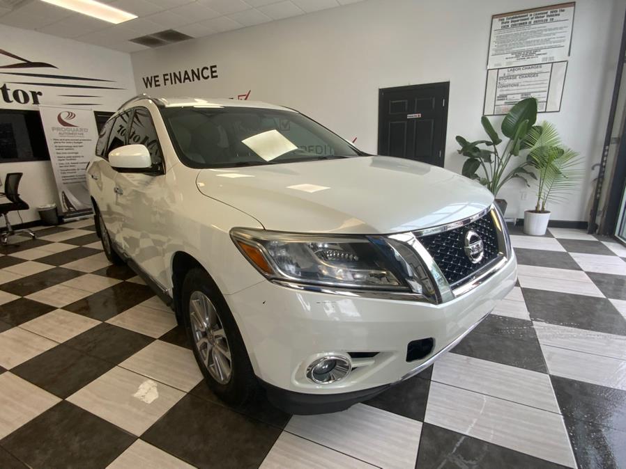 Used 2015 Nissan Pathfinder in Hartford, Connecticut | Franklin Motors Auto Sales LLC. Hartford, Connecticut