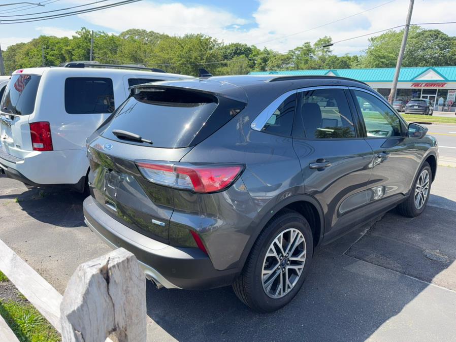 2020 Ford Escape SEL AWD, available for sale in Shirley, New York | Roe Motors Ltd. Shirley, New York 2020 Ford Escape SEL AWD, available for sale in Shirley, New York | Roe Motors Ltd. Shirley, New York