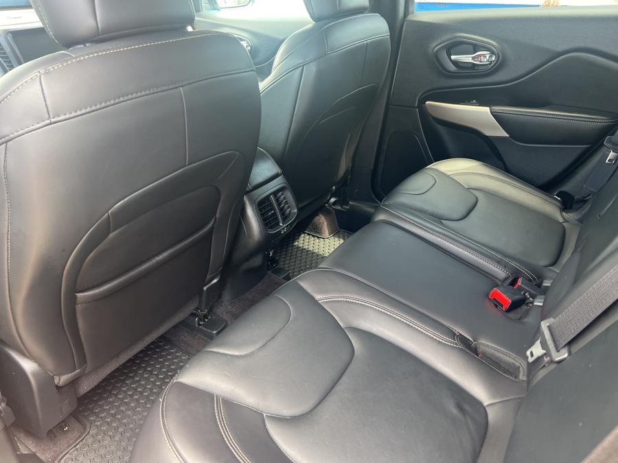 2017 Jeep Cherokee Latitude 4x4 True North Edition Pgk., available for sale in Stamford, Connecticut | Harbor View Auto Sales LLC. Stamford, Connecticut 2017 Jeep Cherokee Latitude 4x4 True North Edition Pgk., available for sale in Stamford, Connecticut | Harbor View Auto Sales LLC. Stamford, Connecticut