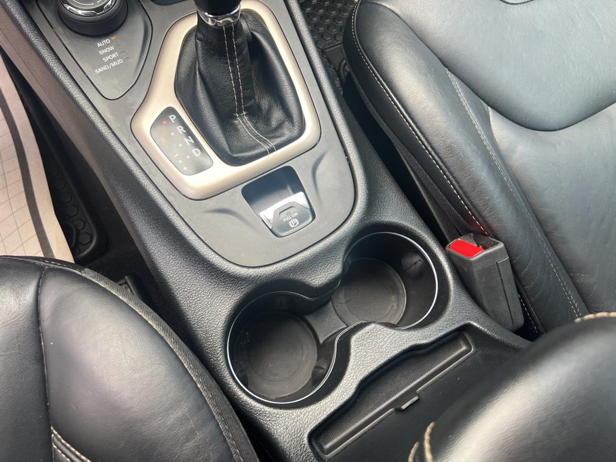 2017 Jeep Cherokee Latitude 4x4 True North Edition Pgk., available for sale in Stamford, Connecticut | Harbor View Auto Sales LLC. Stamford, Connecticut 2017 Jeep Cherokee Latitude 4x4 True North Edition Pgk., available for sale in Stamford, Connecticut | Harbor View Auto Sales LLC. Stamford, Connecticut