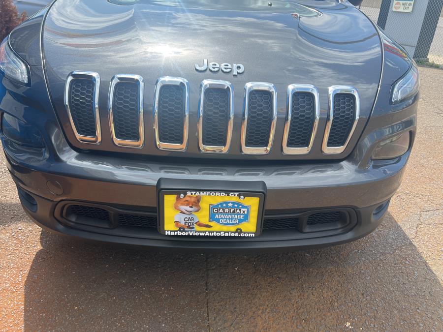 2017 Jeep Cherokee Latitude 4x4 True North Edition Pgk., available for sale in Stamford, Connecticut | Harbor View Auto Sales LLC. Stamford, Connecticut 2017 Jeep Cherokee Latitude 4x4 True North Edition Pgk., available for sale in Stamford, Connecticut | Harbor View Auto Sales LLC. Stamford, Connecticut