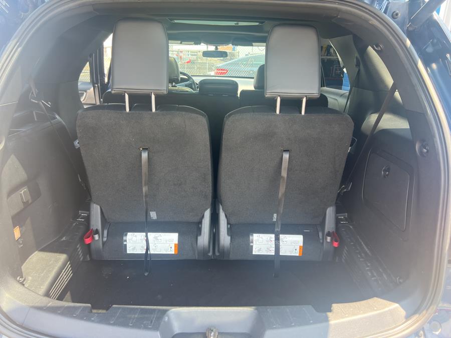 2017 Ford Explorer XLT 4WD, available for sale in Stamford, Connecticut | Harbor View Auto Sales LLC. Stamford, Connecticut 2017 Ford Explorer XLT 4WD, available for sale in Stamford, Connecticut | Harbor View Auto Sales LLC. Stamford, Connecticut