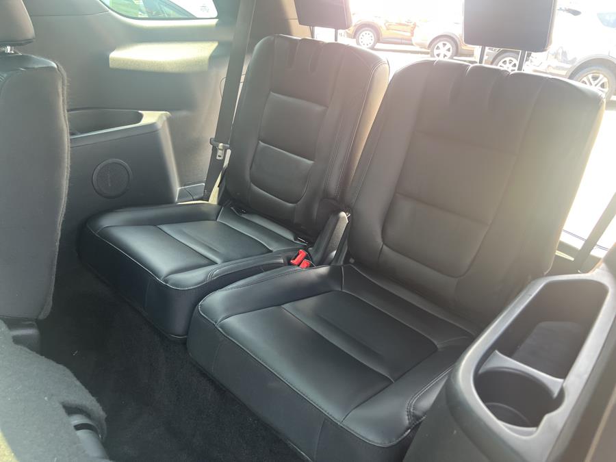 2017 Ford Explorer XLT 4WD, available for sale in Stamford, Connecticut | Harbor View Auto Sales LLC. Stamford, Connecticut 2017 Ford Explorer XLT 4WD, available for sale in Stamford, Connecticut | Harbor View Auto Sales LLC. Stamford, Connecticut