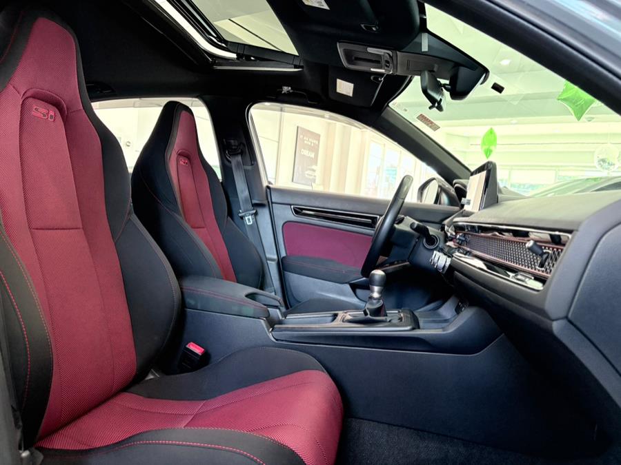 2023 Honda Civic Si Manual, available for sale in Franklin Square, New York | Luxury Motor Club. Franklin Square, New York 2023 Honda Civic Si Manual, available for sale in Franklin Square, New York | Luxury Motor Club. Franklin Square, New York