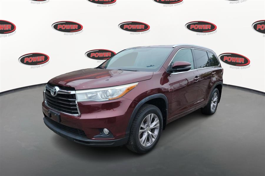 Used 2015 Toyota Highlander in Lindenhurst, New York | Power Motor Group. Lindenhurst, New York