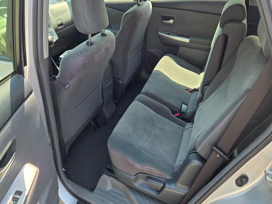 2013 Toyota Prius v 5dr Wgn Two (Natl), available for sale in West Haven, Connecticut | Uzun Auto. West Haven, Connecticut 2013 Toyota Prius v 5dr Wgn Two (Natl), available for sale in West Haven, Connecticut | Uzun Auto. West Haven, Connecticut