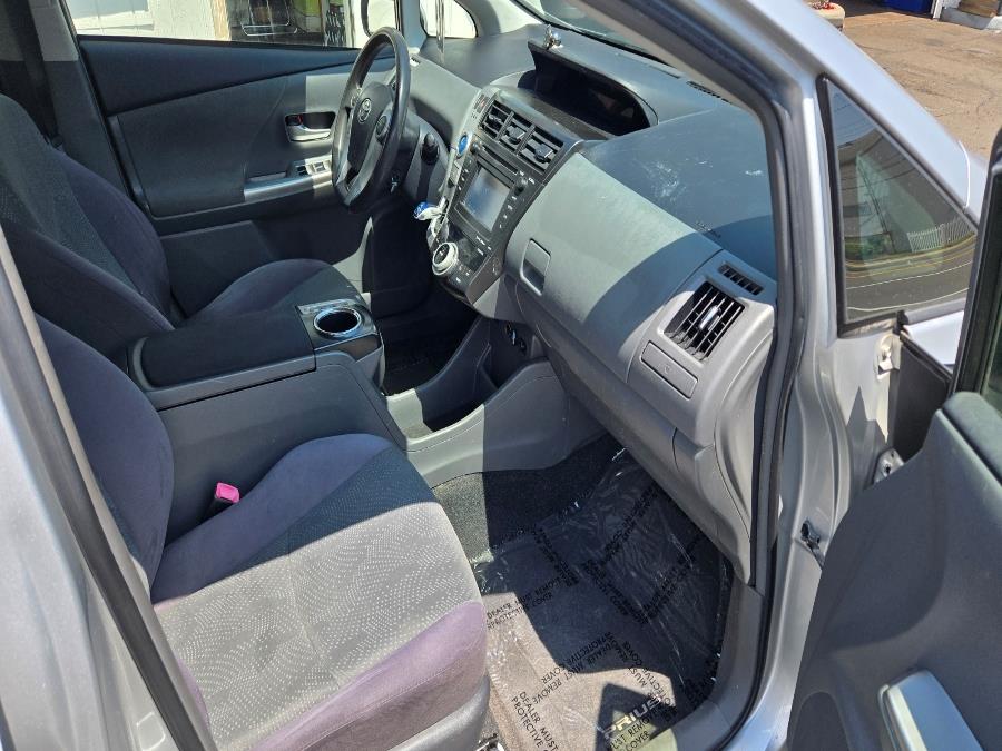 2013 Toyota Prius v 5dr Wgn Two (Natl), available for sale in West Haven, Connecticut | Uzun Auto. West Haven, Connecticut 2013 Toyota Prius v 5dr Wgn Two (Natl), available for sale in West Haven, Connecticut | Uzun Auto. West Haven, Connecticut