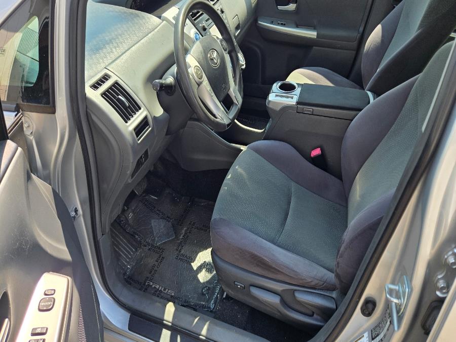 2013 Toyota Prius v 5dr Wgn Two (Natl), available for sale in West Haven, Connecticut | Uzun Auto. West Haven, Connecticut 2013 Toyota Prius v 5dr Wgn Two (Natl), available for sale in West Haven, Connecticut | Uzun Auto. West Haven, Connecticut