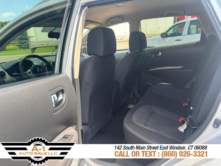 2015 Nissan Rogue Select AWD 4dr S, available for sale in East Windsor, Connecticut | A1 Auto Sale LLC. East Windsor, Connecticut 2015 Nissan Rogue Select AWD 4dr S, available for sale in East Windsor, Connecticut | A1 Auto Sale LLC. East Windsor, Connecticut